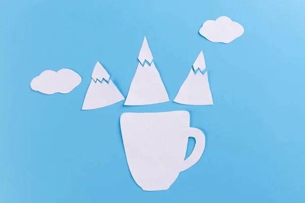 Taza de café de la mañana con vista a la montaña — Foto de Stock