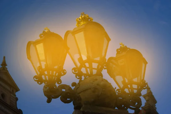 Street lantern over blue sky — Stock Photo, Image