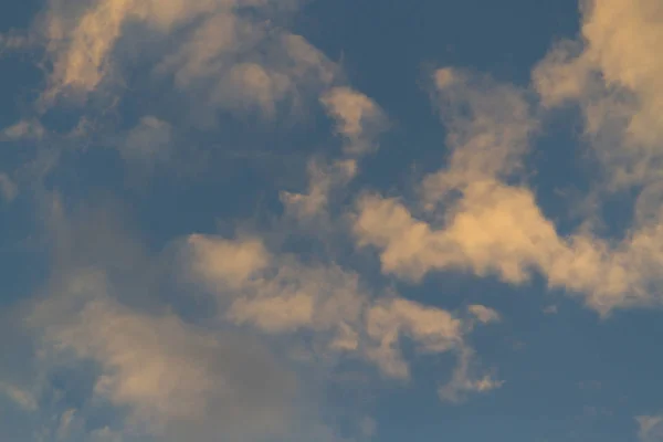 Cielo con nubes —  Fotos de Stock