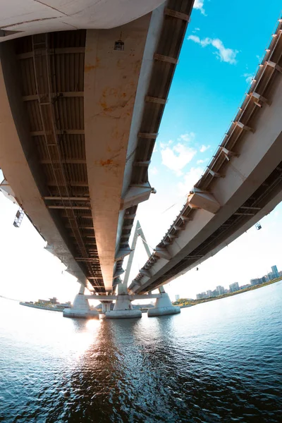 Puente grande al atardecer — Foto de Stock