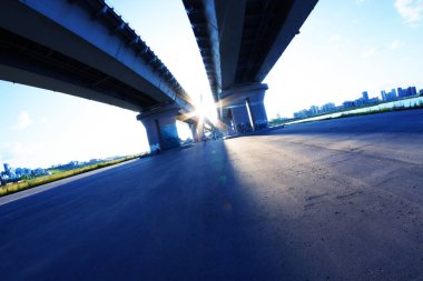 Gün Batımında Büyük Köprü