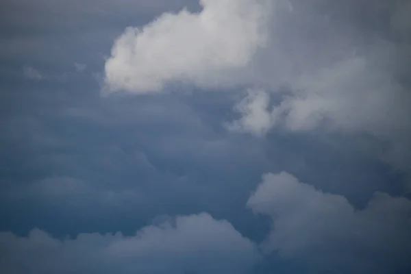 Fondo de nubes de tormenta — Foto de Stock