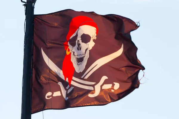 Jolly roger - σημαία ένα πειρατικό σκελετό — Φωτογραφία Αρχείου