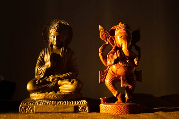 Buddha Ganesha Figurines Crossreligion Concept — Stock Photo, Image