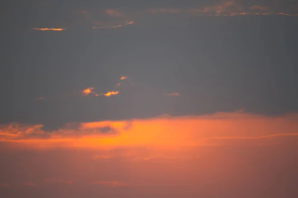 Schöne Wolkenlandschaft Hintergrund Sonnenuntergang Oder Sonnenaufgang — Stockfoto