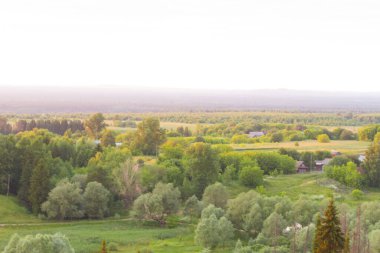 Tepe sisle kaplıydı. Gün doğumu