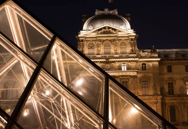 Noční Pohled Skleněnou Pyramidu Louvre Museum Muse Louvre Bývalý Historický — Stock fotografie