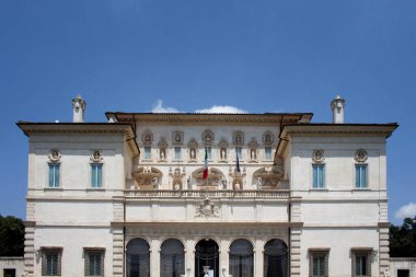 Geleneksel İtalyan mimarisi örneği