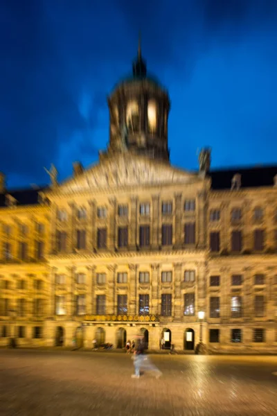 Blurry Motion Image Man Walking Dam Square Amsterdam Royal Palace — Stock Photo, Image