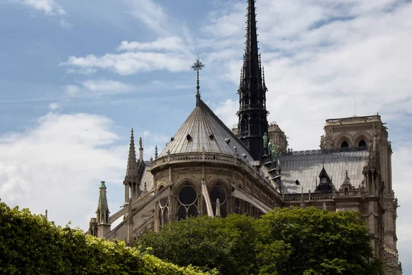 Paris Teki Notre Dame Katedrali Nin Arka Manzarası Gökdelen Yüzyıl — Stok fotoğraf