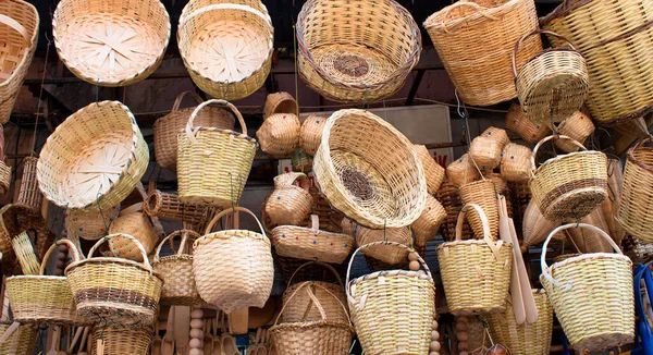 Muchos Cesta Madera Hecha Mano Eminonu — Foto de Stock