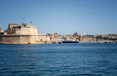 Valletta City / Malta 'daki marina manzarası.