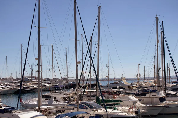 Pohled Mnoho Jachet Zaparkovaných Palma Mallorca Marina Letovisko Hlavní Město — Stock fotografie