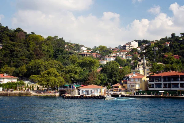 Vista Del Histórico Antiguo Muelle Del Ferry Barrio Del Bósforo — Foto de Stock