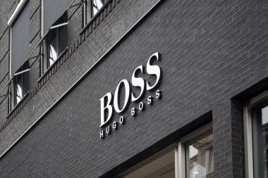 Amsterdam 'da lüks alışveriş caddesinde bulunan 