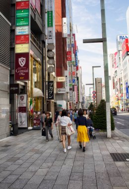 Tokyo 'da lüks alışveriş bölgesi Ginza