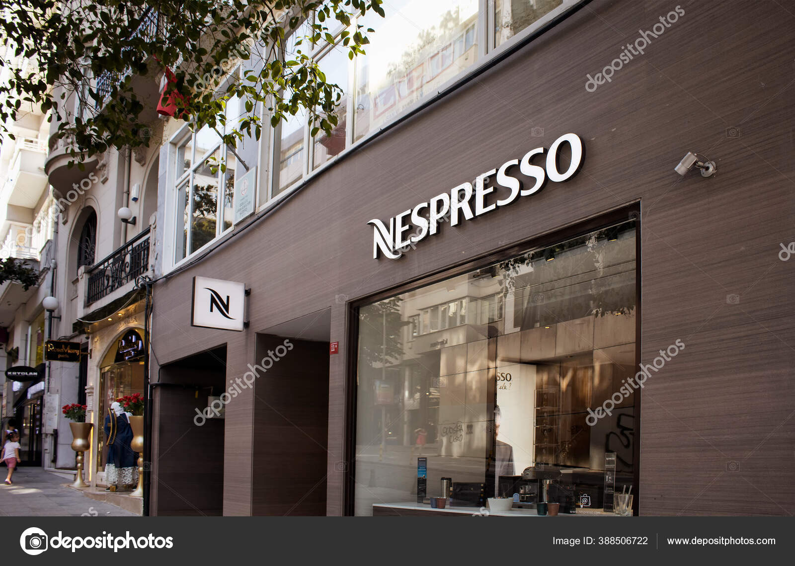 Nespresso shop Stock Photos, Royalty Free Images | Depositphotos