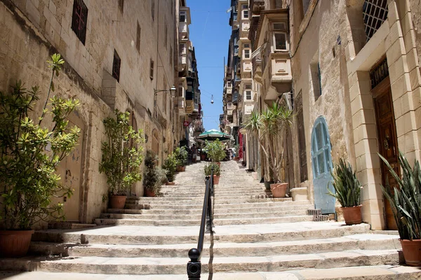 Vista Antiga Rua Histórica Valletta Malta Imagem Mostra Estilo Arquitetônico — Fotografia de Stock