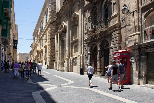 People Walk Old Historical Street Valletta City Malta Capital Mediterranean — Stock Photo, Image