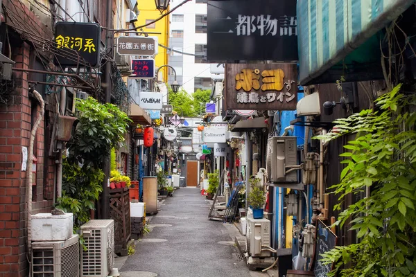 Tokyo Maj 2016 Bakgatorna Shinjuku Maj 2016 — Stockfoto