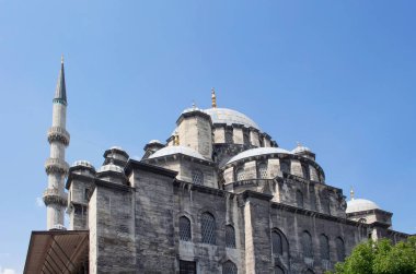 Eminonu / İstanbul 'daki Yeni Cami' nin alt manzarası