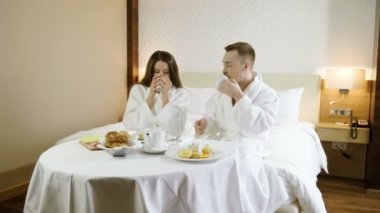 Gorąca młoda para seks