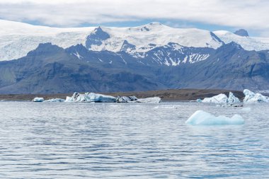 Buz Vatnajokull erimesi