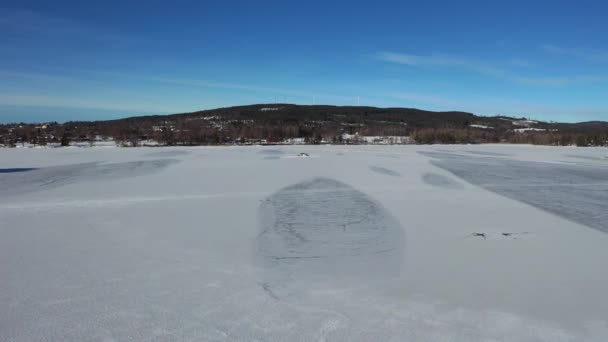 Drohnenaufnahmen Von Verschneiter Landschaft — Stockvideo