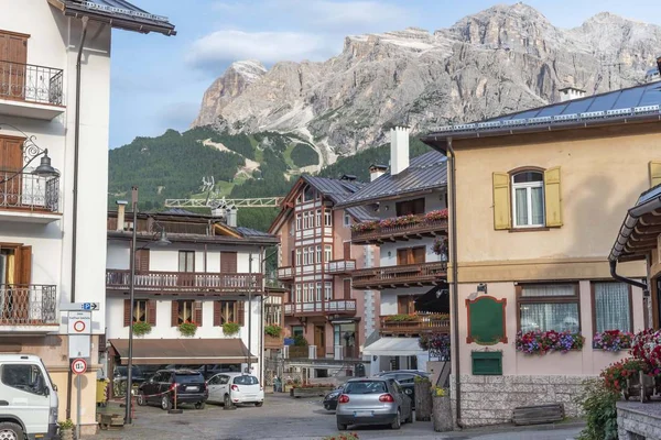 Cortina Alpokban Olaszországban — Stock Fotó