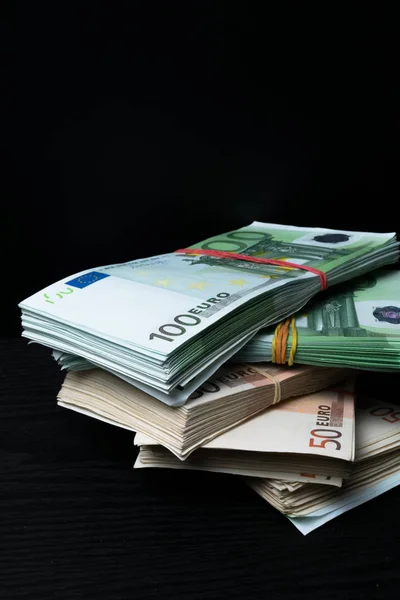 Több Halom Euro Bankjegyek Pénz Csokor Stack — Stock Fotó