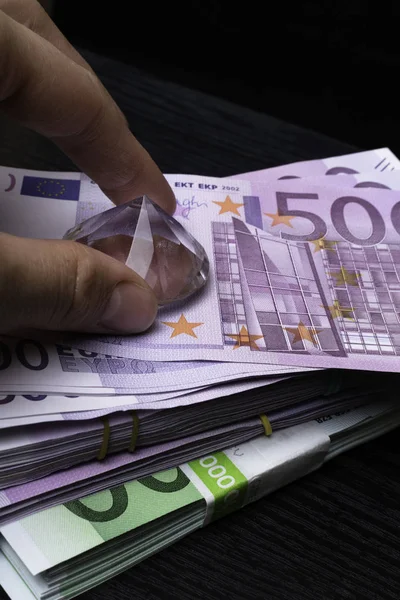 Argent Euros 500 100 Cash Sur Table Noire Avec Diamant — Photo