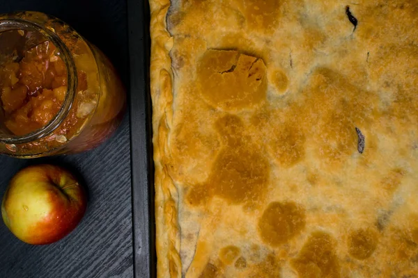 Tarte Aux Pommes Traditionnelle Maison Avec Confiture Pommes Gâteau Frais — Photo