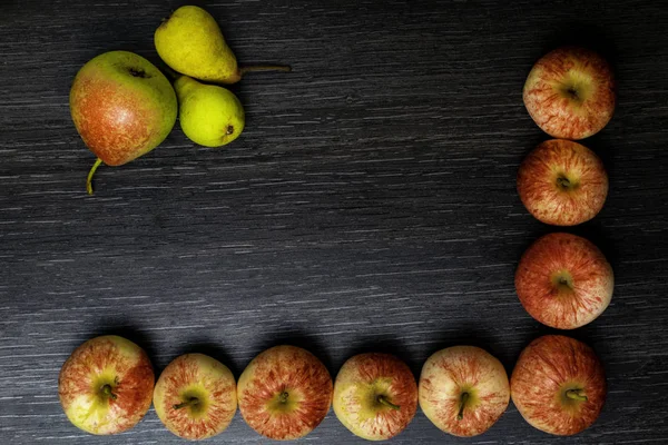 Fruta Fresca Sobre Fondo Oscuro Manzana Pera Como Ingredientes Para — Foto de Stock