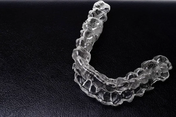 Inivisalign Aparatos Ortopédicos Alineador Una Manera Tener Una Hermosa Sonrisa —  Fotos de Stock