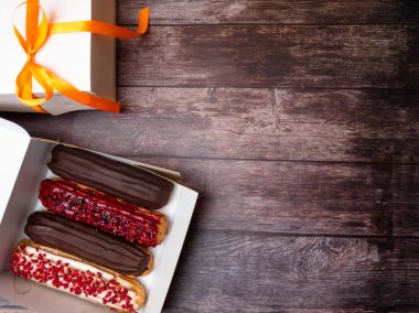 Beyaz kutu, kopya alanı içinde lezzetli eklerleri