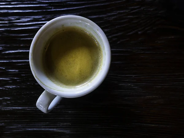 Tasse à café sur table en bois — Photo