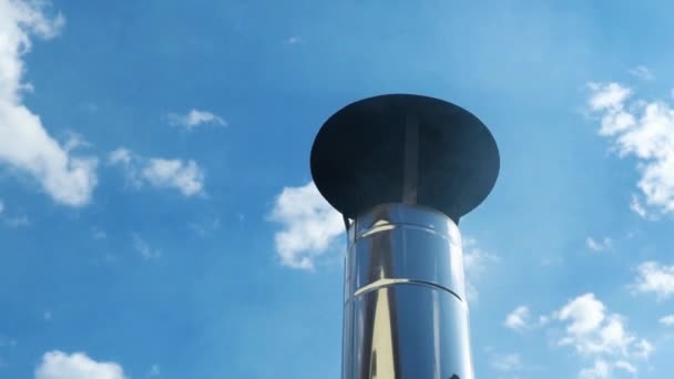 Промышленный Дым Дымохода Голубом Небе Проблема Глобального Потепления Плоскости — стоковое видео
