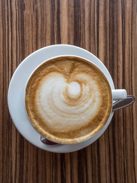 Filiżanka kawy latte art — Zdjęcie stockowe