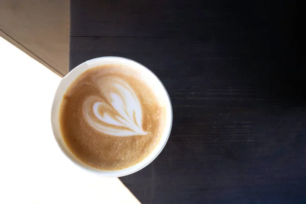 Tazza Amore Con Cuore Che Attinge Arte Cifra Cuore Latte — Foto Stock