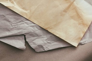 Eski farklı kağıt doku arka plan kümesi. Paketleme işlemi. Hediyelik eşya dükkanı. Tipografi. 