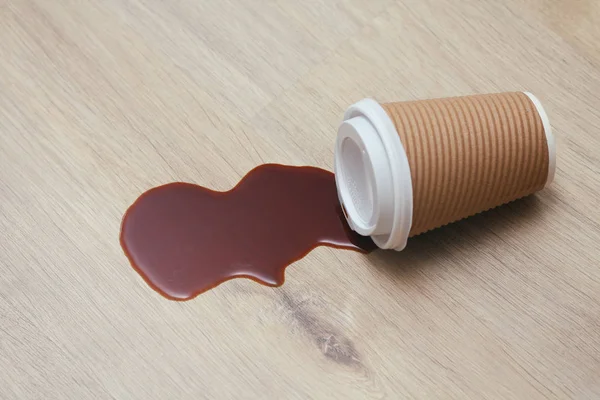 Spilled Liquid Floor Paper Coffee Cup Plastic Lid Garbage Sticky — Stock Photo, Image