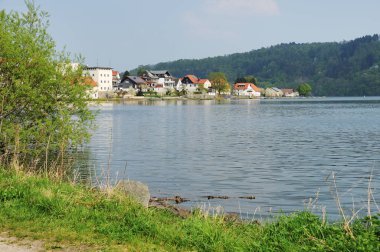 Herzhausen, Edersee waterside tam dolgulu