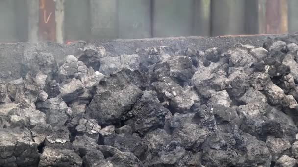 Metalürji Tesisinde Aglomera Hazırlanması — Stok video