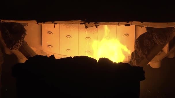 Hot Bucket Upgrade Metallurgical Plant Lining — Stock Video