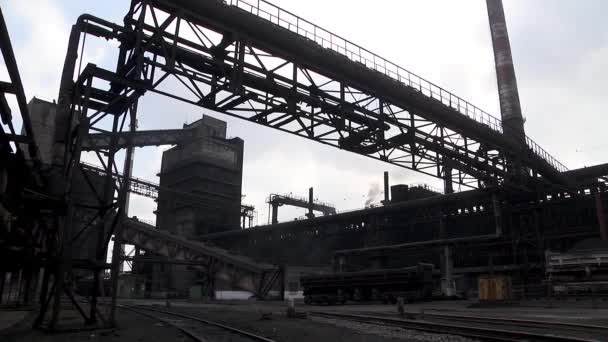 Yard Littered Charge Metallurgical Plant — Stock Video
