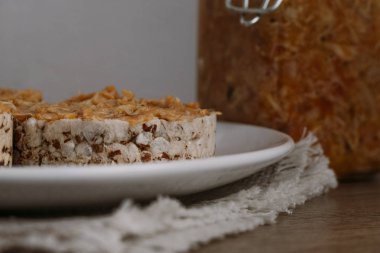 et pate ile sandviç (Riyet).