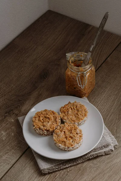 et pate ile sandviç (Riyet).