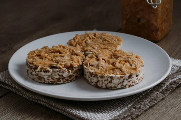 et pate ile sandviç (Riyet).