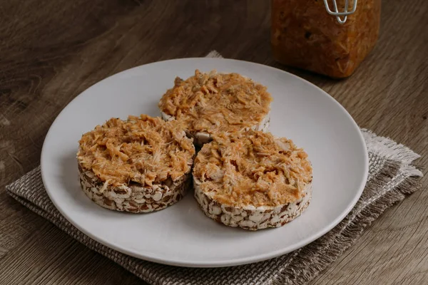 et pate ile sandviç (Riyet).