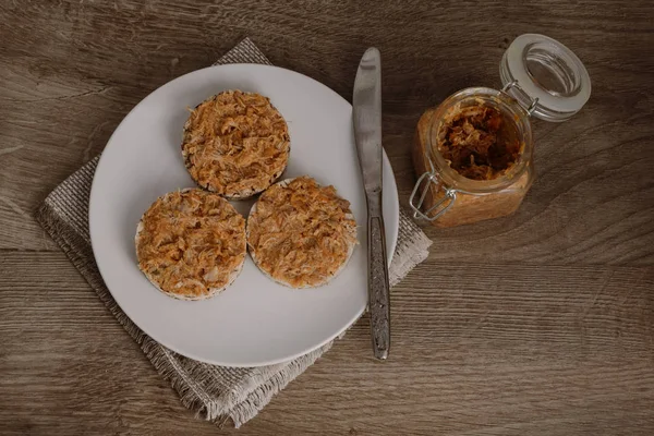 et pate ile sandviç (Riyet).